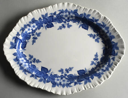 Bramble Blue (Shell Edge) 11" Oval Serving Platter