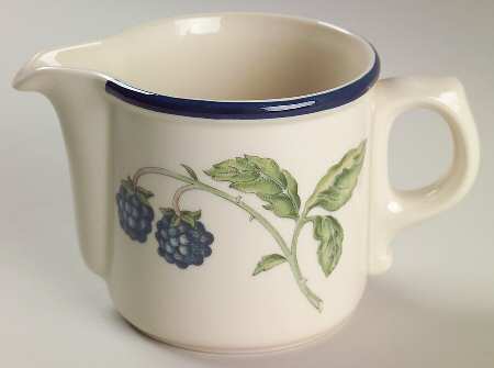 Bramble Multicolor (Oven To Table) Creamer