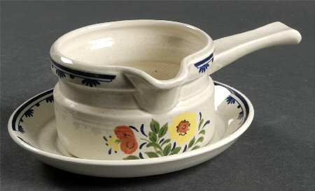 Breton Gravy Boat & Underplate