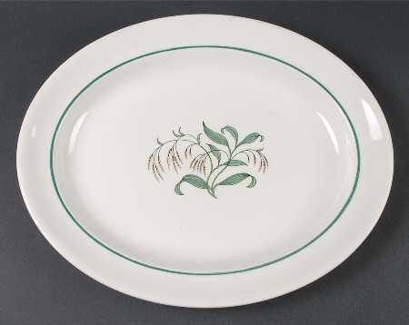 Broomgrass Green (No Trim, Green Verge) 14" Oval Serving Platter