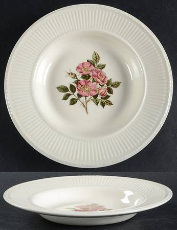 Briar Rose Large Rim Soup Bowl