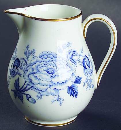 Camelia Creamer