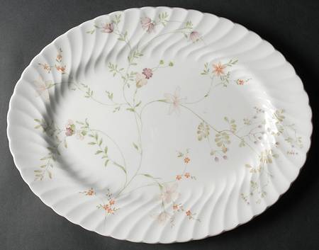 Campion 15" Oval Serving Platter