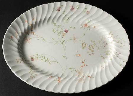 Campion 17" Oval Serving Platter
