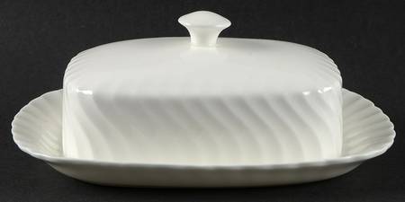 Candlelight Rectangular Covered Butter