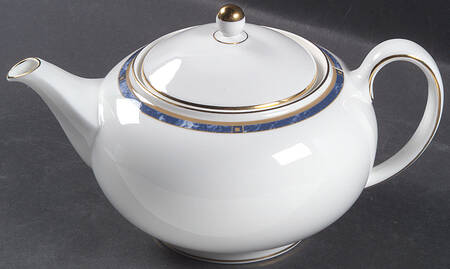 Cantata Teapot & Lid