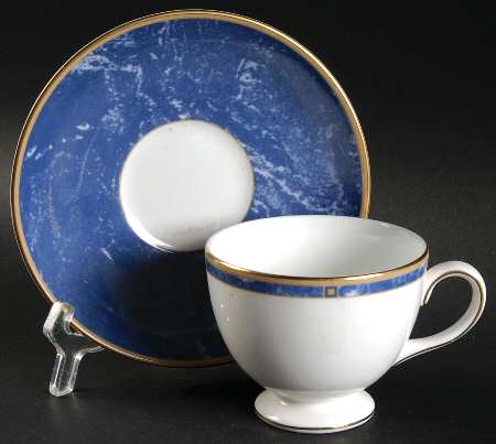 Cantata Footed Cup & Saucer Set
