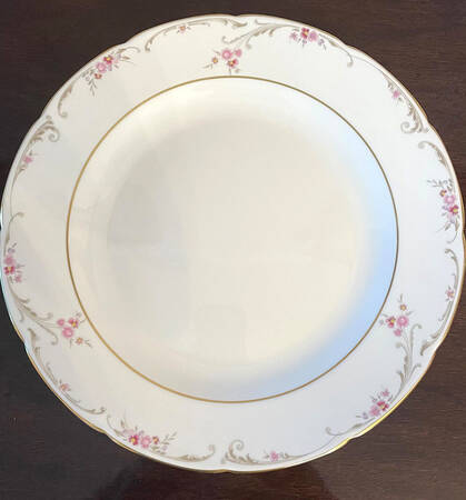 Carisbrooke 12" Chop Plate (Round Platter)
