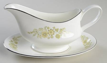 Caroline (Platinum) Gravy Boat & Underplate