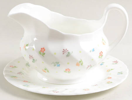 Cascade Round Gravy Boat & Bread and Butter Stand