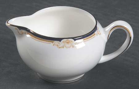 Cavendish 146 Shape Mini Creamer