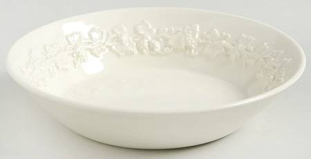 Cream Color on Cream Color (Plain Edge) Fruit/Dessert (Sauce) Bowl