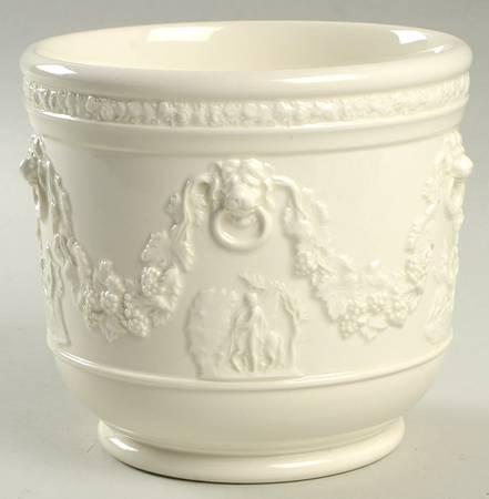 Cream Color on Cream Color (Plain Edge) Cachepot