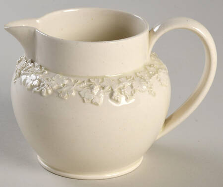 Cream Color on Cream Color (Plain Edge) Creamer