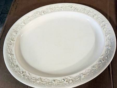 Cream Color on Cream Color (Plain Edge) 18" Oval Serving Platter