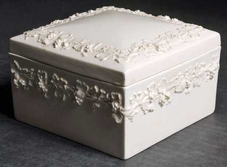 Cream Color on Cream Color (Plain Edge) Square Box & Lid