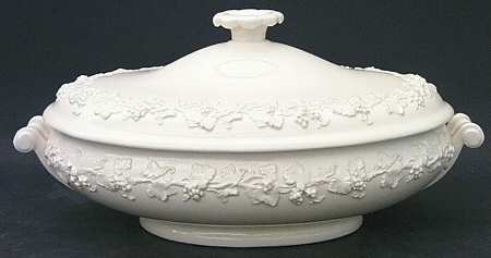 Cream Color on Cream Color (Plain Edge) Oval Covered Vegetable