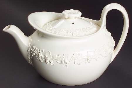 Cream Color on Cream Color (Plain Edge) Teapot & Lid