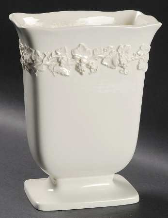 Cream Color on Cream Color (Plain Edge) 7" Rectangular Footed Vase