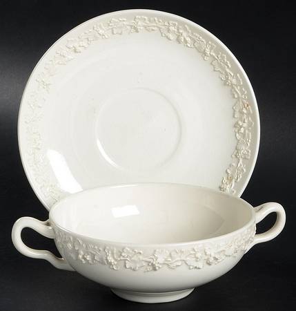 Cream Color on Cream Color (Plain Edge) Flat Cream Soup & Saucer Set