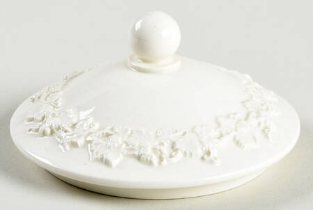 Cream Color on Cream Color (Shell Edge) Lid for Sugar Bowl