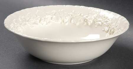 Cream Color on Cream Color (Shell Edge) Coupe Cereal Bowl