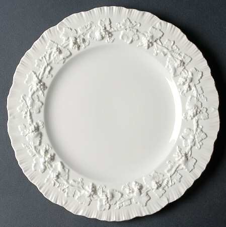 Cream Color on Cream Color (Shell Edge) Dinner Plate