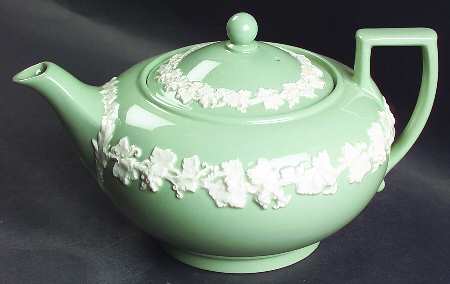 Cream Color on Celadon (Plain) Teapot & Lid