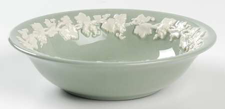 Cream Color on Celadon (Plain) Coupe Cereal Bowl