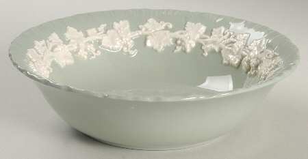 Cream Color on Celadon (Shell Edge) Coupe Cereal Bowl