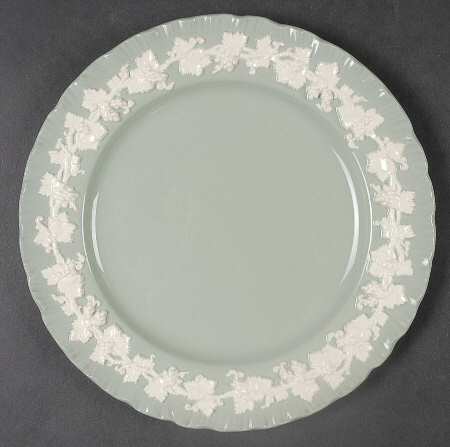 Cream Color on Celadon (Shell Edge) Salad Plate