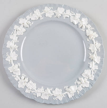 Cream Color on Grey (Shell Edge) Dinner Plate