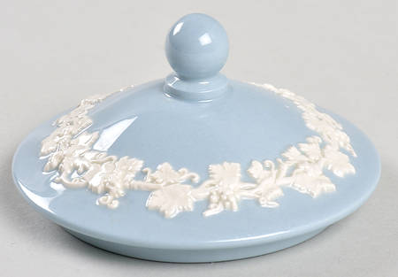 Cream Color on Lavender (Plain) Lid for 146 Shape Sugar Bowl