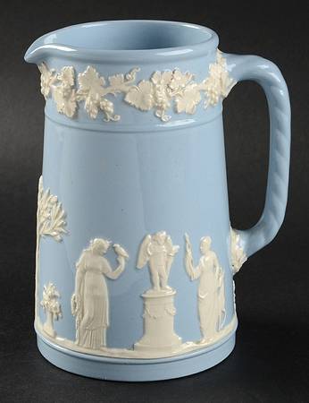 Cream Color on Lavender (Plain) 16 Oz Pitcher
