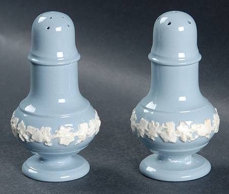 Cream Color on Lavender (Plain) Salt & Pepper Set (Salt 6 Hole & Pepper 11 Hole)