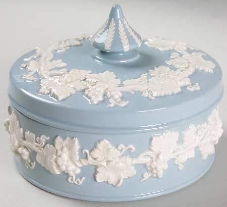 Cream Color on Lavender (Plain) Candy Box & Lid