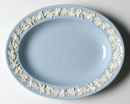 Cream Color on Lavender (Plain) 10" Oval Serving Platter