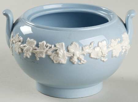Cream Color on Lavender (Plain) 146 Shape Sugar Bowl No Lid