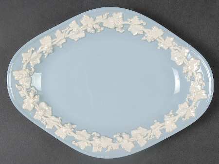 Cream Color on Lavender (Plain) Relish/Gravy Underplate