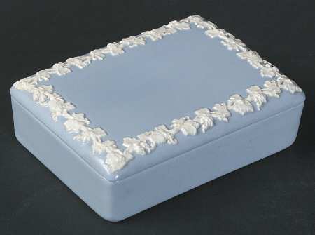 Cream Color on Lavender (Plain) Cigarette Box & Lid