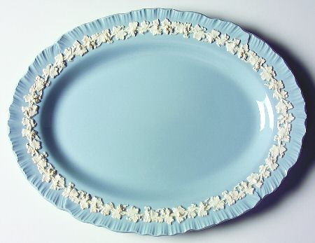 Cream Color on Lavender (Shell Edge) 11" Oval Serving Platter