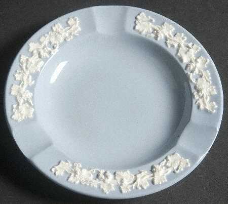 Cream Color on Lavender (Shell Edge) Small Ashtray