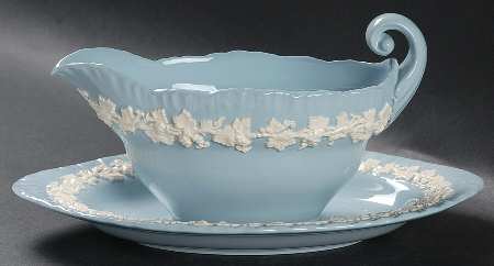 Cream Color on Lavender (Shell Edge) Gravy Boat with Attached Underplate