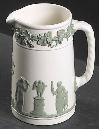 Celadon On Cream Color (Plain Edge) 16 Oz Pitcher
