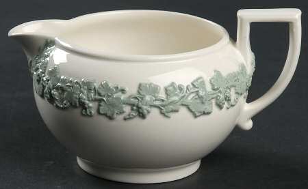 Celadon On Cream Color (Plain Edge) Creamer