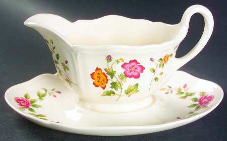 Charlecote Gravy Boat with Attached Underplate