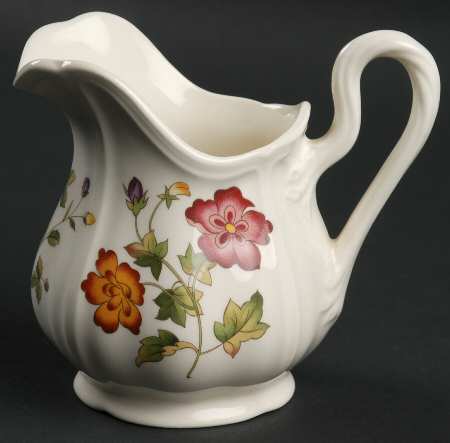 Charlecote Creamer