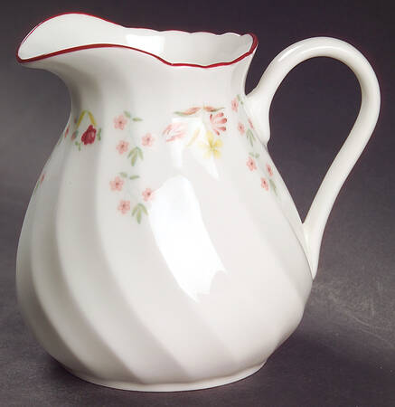 Charlotte (Red Trim, Older) Creamer