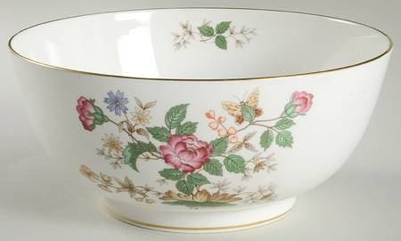 Charnwood (Bone) 9" Salad Serving Bowl
