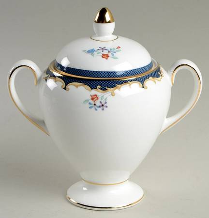 Chartley (Verge) Globe Shape Sugar Bowl & Lid
